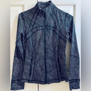 🍒LULULEMON Classic DEFINE Jacket sz 8 FREE SPIRIT Black Ice Gray *NULUX